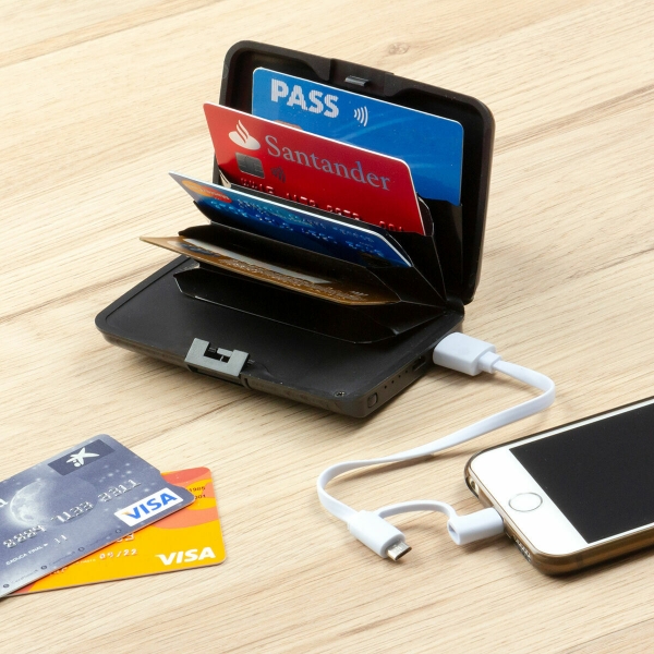 Cadouri Barbati - portofel carduri barbati cu protectie rfid si powerbank
