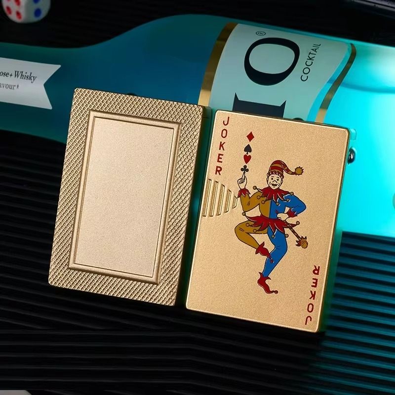 bricheta cu gaz antivant carti de joc carte de trefla - cadouri barbati